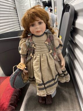 Girl Doll Red Wavy Braided Hair Removable Outfit w/ Hat & Display Stand
